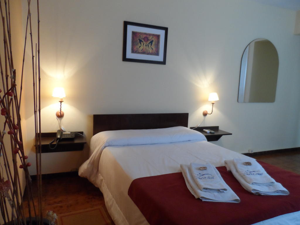 Hotel มีนัส ภายนอก รูปภาพ